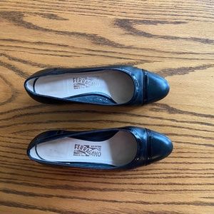Ferragamo Black Pumps Size 7-1/2